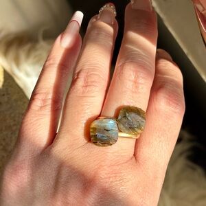 14K Gold and Labradorite Ring